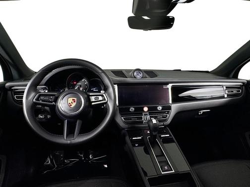 2024 Porsche Macan T