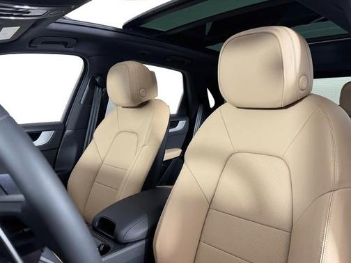 Quartzite Grey Metallic 2026 Porsche Cayenne Cayenne