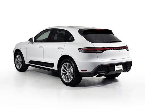 2025 Porsche Macan 