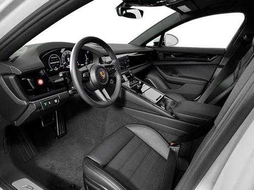 2026 Porsche Panamera 4