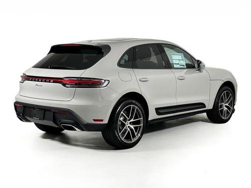 2025 Porsche Macan 
