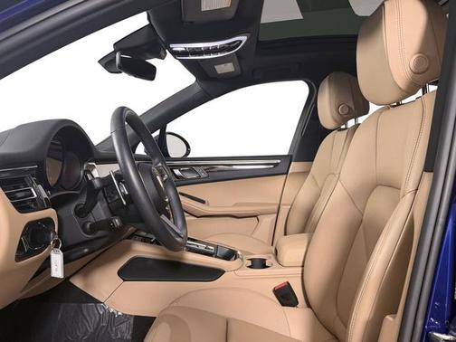 2025 Porsche Macan T