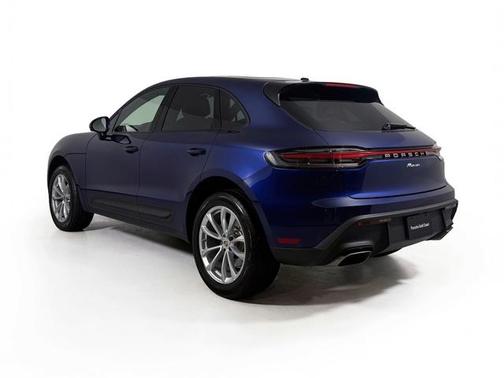 2025 Porsche Macan T