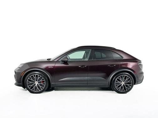 2025 Porsche Macan 4
