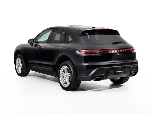 2025 Porsche Macan T