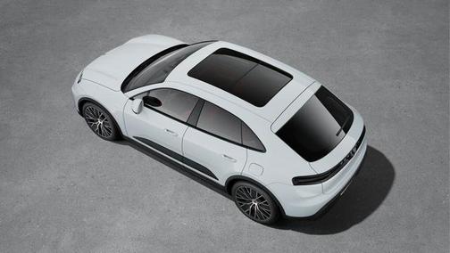 2025 Porsche Macan 4