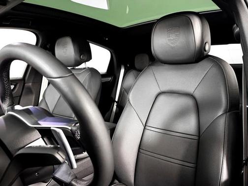 2022 Porsche Cayenne Cayenne