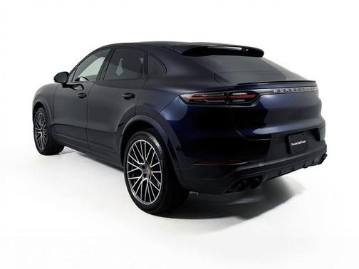 2022 Porsche Cayenne Cayenne