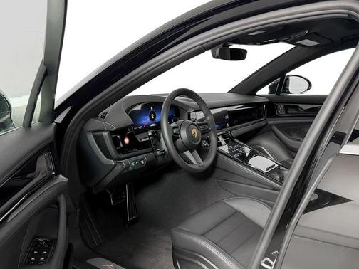 2026 Porsche Panamera 