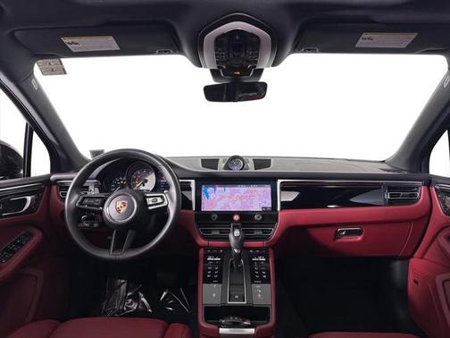 2023 Porsche Macan Base
