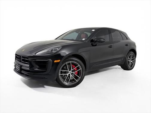 2023 Porsche Macan Base