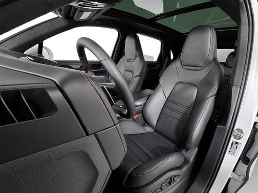 2025 Porsche Cayenne Cayenne Turbo E-Hybrid