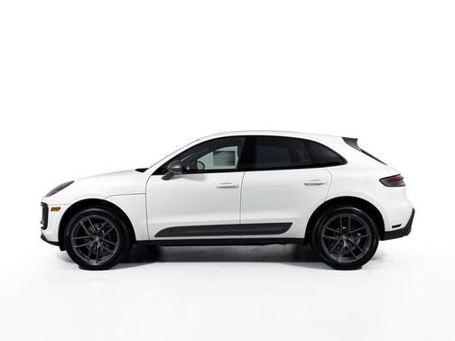 2025 Porsche Macan T