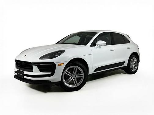 2025 Porsche Macan T