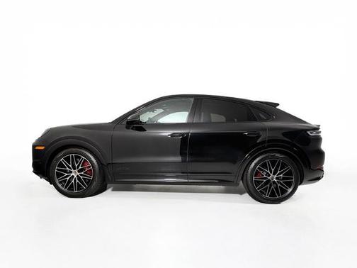 2026 Porsche Cayenne GTS