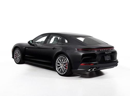2025 Porsche Panamera 4S