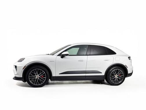 2025 Porsche Macan 4S