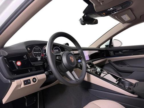2026 Porsche Panamera 4 E-Hybrid