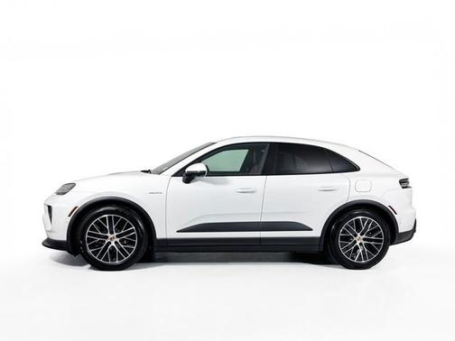 2025 Porsche Macan Electric
