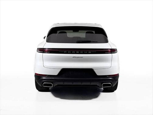 2025 Porsche Cayenne Base
