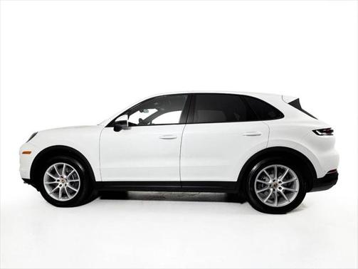 2025 Porsche Cayenne Base
