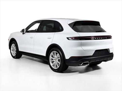 2025 Porsche Cayenne Base