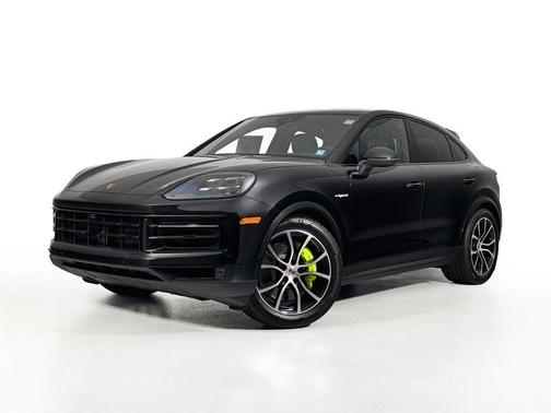 2025 Porsche Cayenne S
