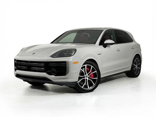 2025 Porsche Cayenne Turbo