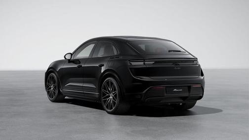 2025 Porsche Macan Turbo