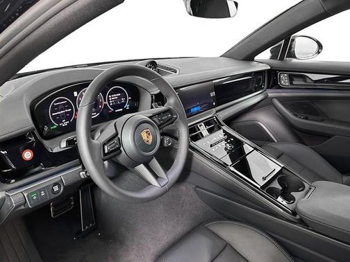2026 Porsche Panamera 4 E-Hybrid