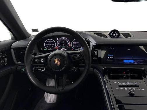 2026 Porsche Panamera 4 E-Hybrid