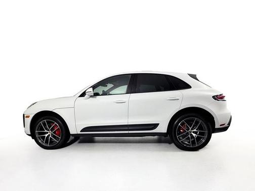 Carrara White Metallic 2023 Porsche Macan Macan