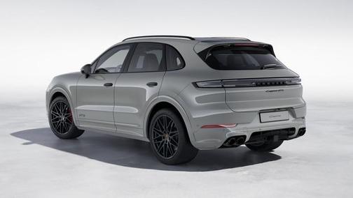 2025 Porsche Cayenne GTS