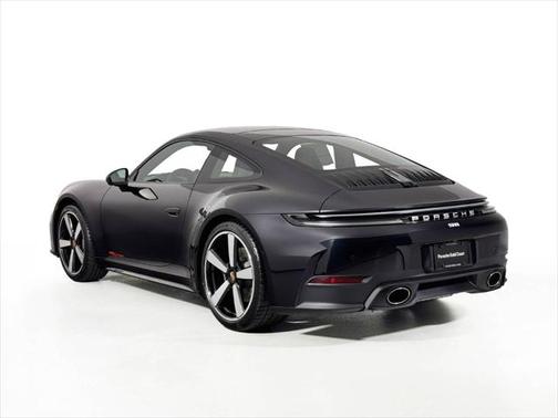 2025 Porsche 911 Carrera