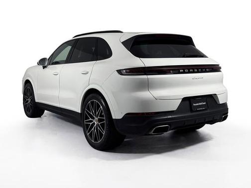 2025 Porsche Taycan 4