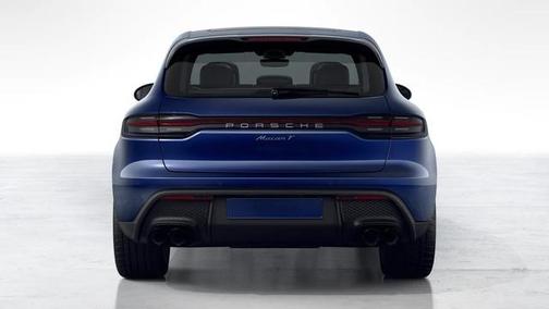 Gentian Blue Metallic 2026 Porsche Macan Macan