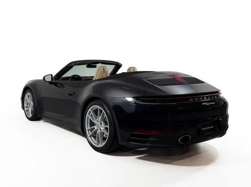 2020 Porsche 911 Carrera