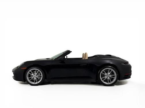 2020 Porsche 911 Carrera