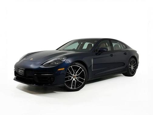 2023 Porsche Panamera 