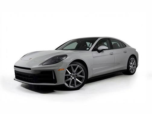 2026 Porsche Panamera 4