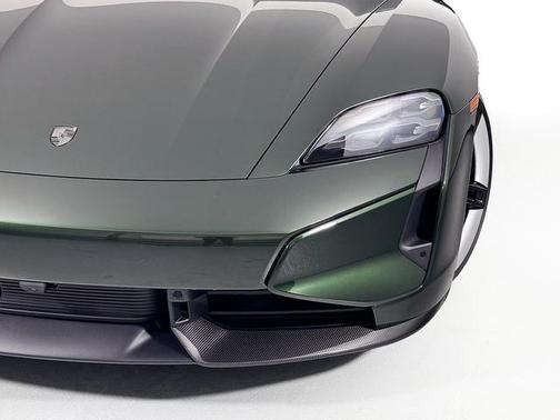 2025 Porsche Taycan Turbo S