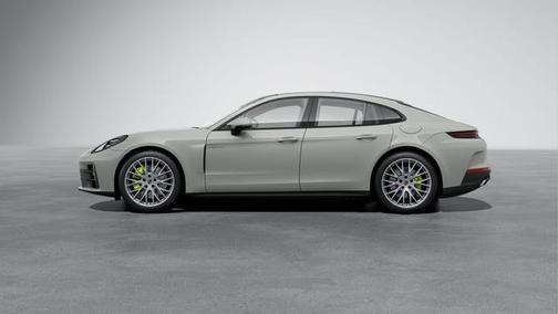 2025 Porsche Panamera 4