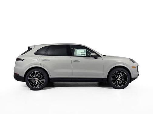 Chalk 2026 Porsche Cayenne Cayenne