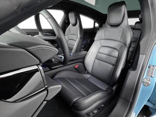 2022 Porsche Taycan 4S