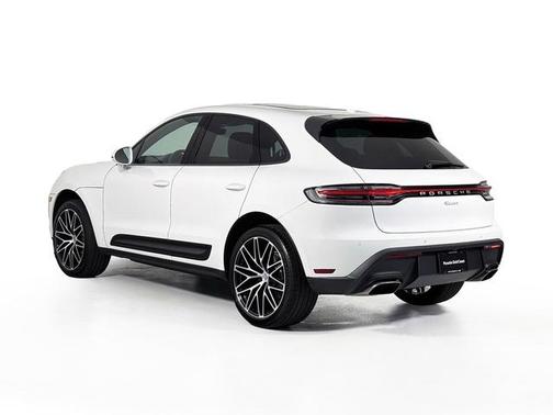 2025 Porsche Macan