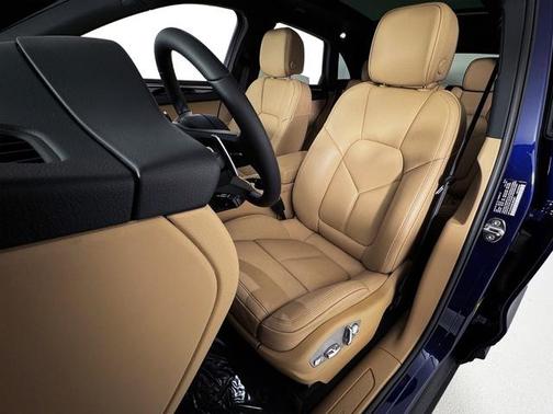 2025 Porsche Macan S