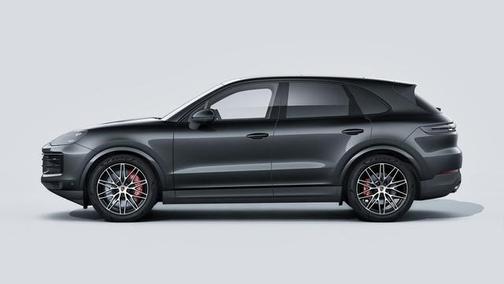Chromite Black Metallic 2026 Porsche Cayenne S