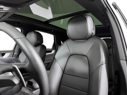 2025 Porsche Cayenne Cayenne