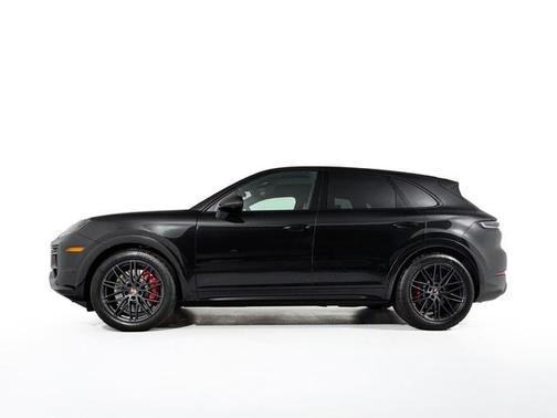 2025 Porsche Cayenne Cayenne GTS