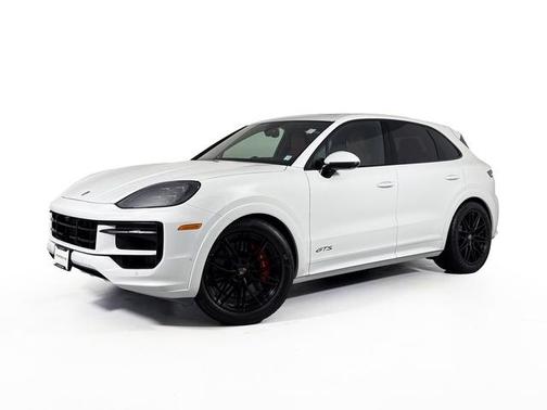 2026 Porsche Cayenne GTS